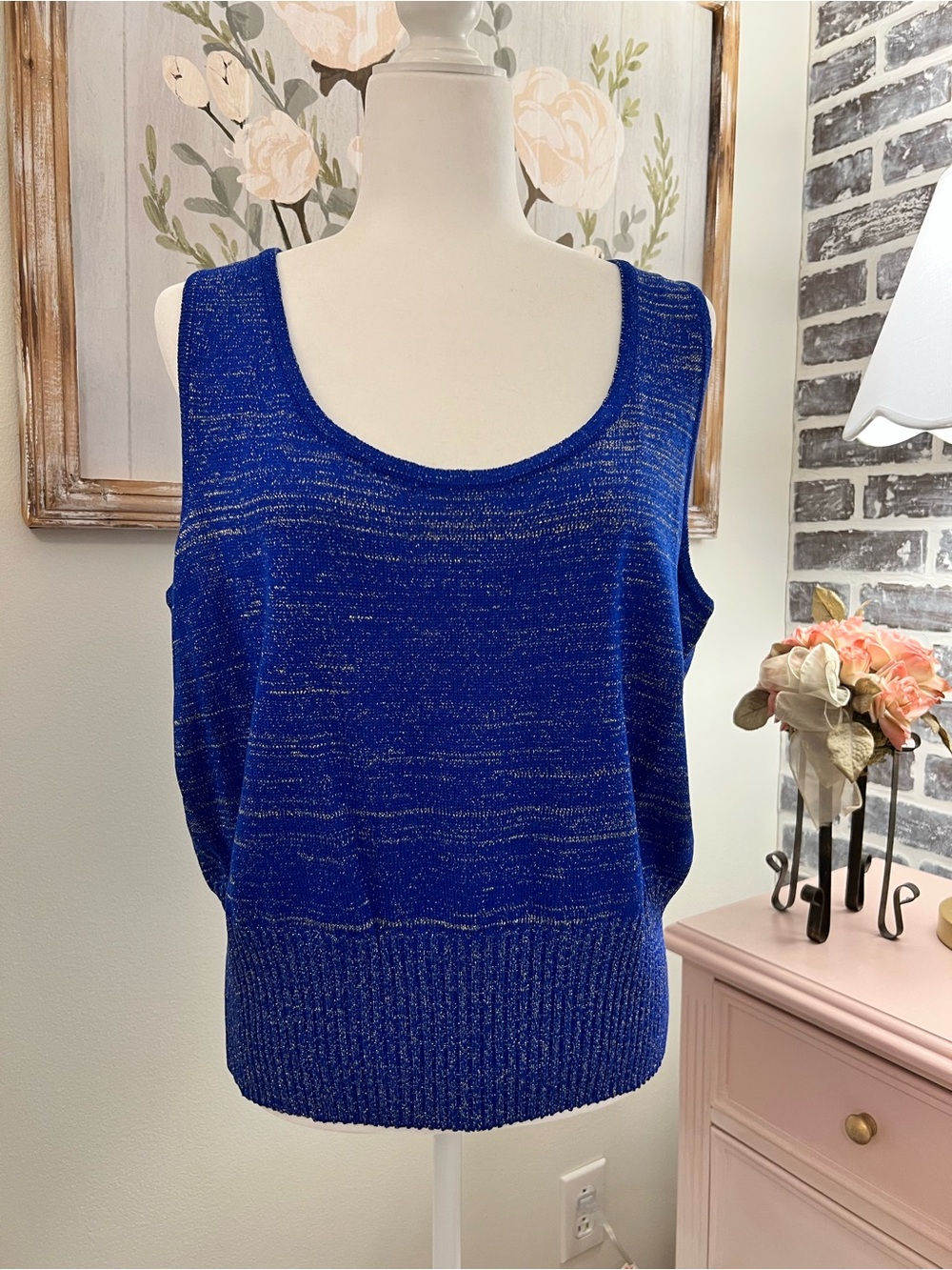St. Johnโs Vivid Blue Gold Metallic Knit Sleeveless Top XL NWT $295